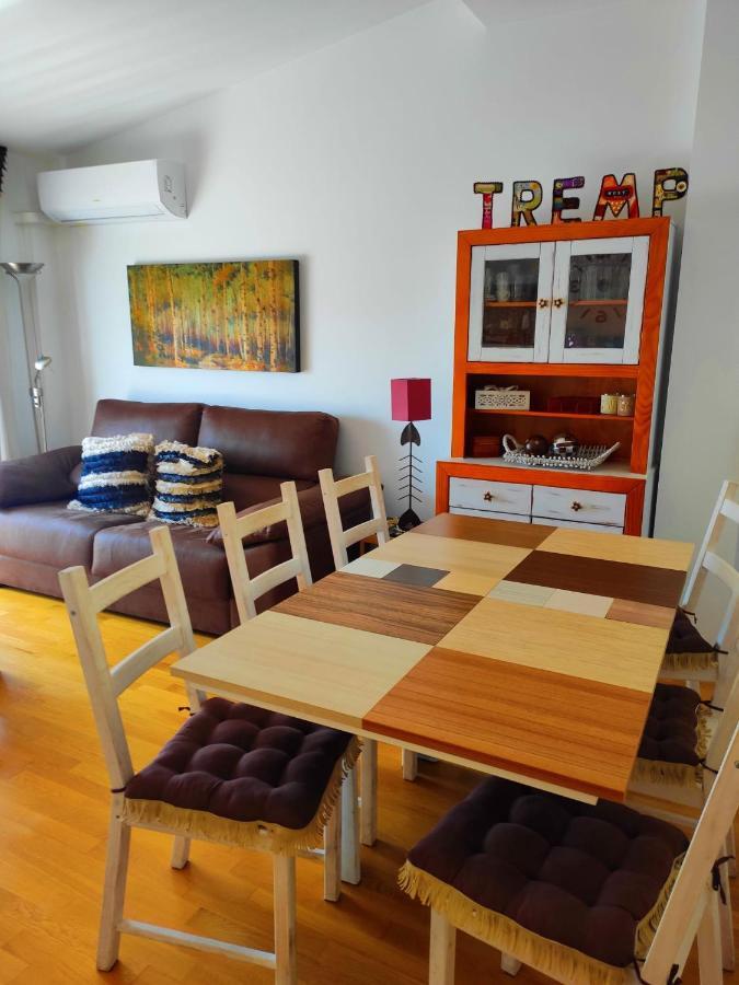 Acogedor Atico Duplex En Tremp Apartment Exterior photo